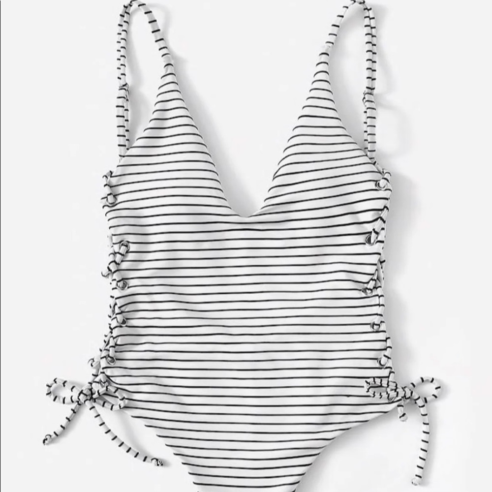 Plunging swimsuit